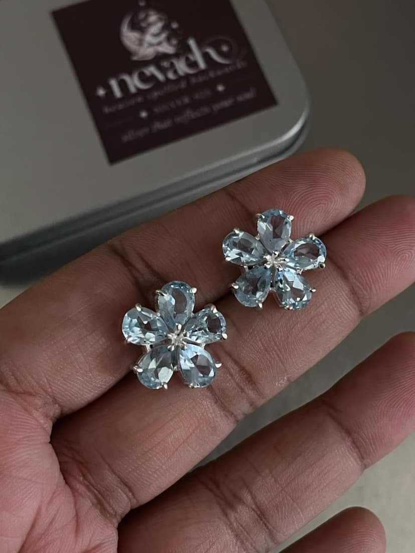 Aquamarine Cut Flower Daisy Studs ~ Silver 925