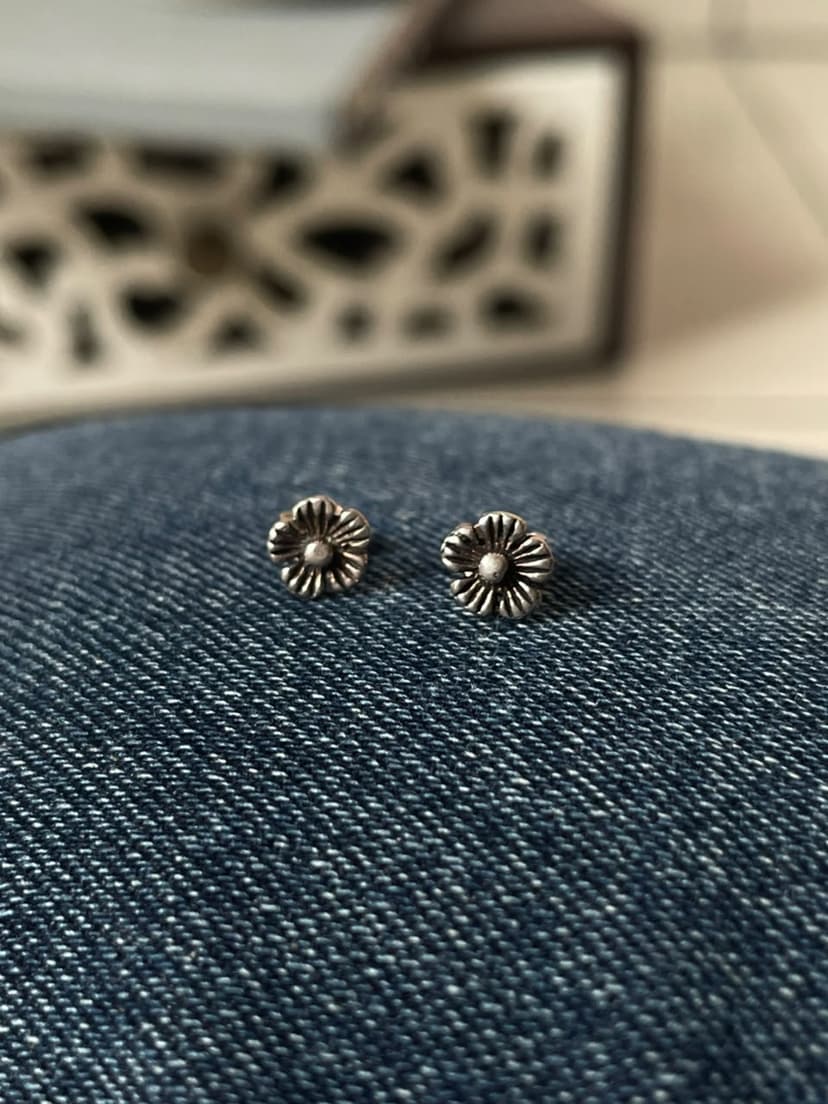 Petal Charm Studs ~ Silver 925